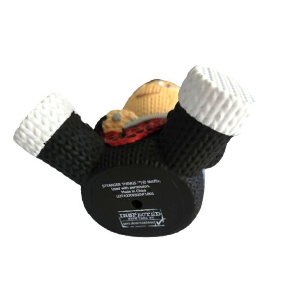 EC STRANGER THINGS "EDDIE MUNSON" VINYL FIGURE "HANDMADE BY ROBOTS BRAND - Picture 3 of 5